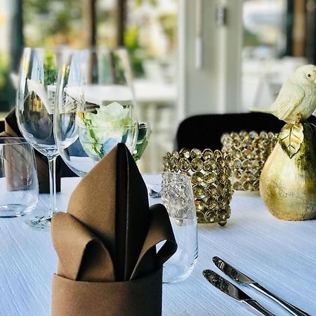 Boutique Hotel Riviera Spiez Eksteriør billede